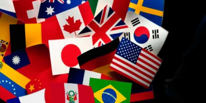 distinta-nacionalidad distinta nacionalidad